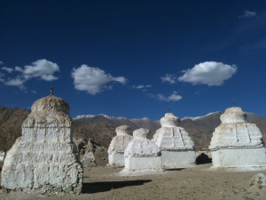 17 Stupen in Ladakh